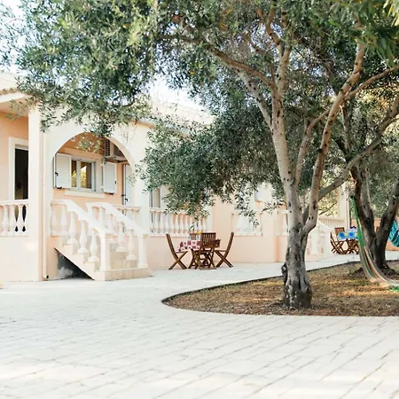 בית נופש Private At The