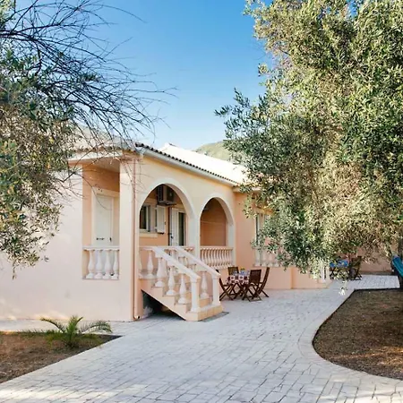 בית נופש Private At The